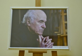 FOTO/VIDEO: Primăria Chișinău a inaugurat astăzi o expoziție fotografică dedicată aniversării a 84-a maestrului Eugen Doga